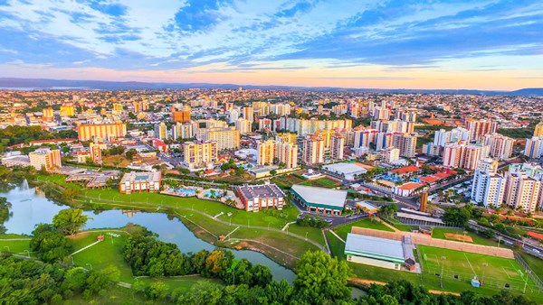 Caldas Novas: relaxamento em águas termais